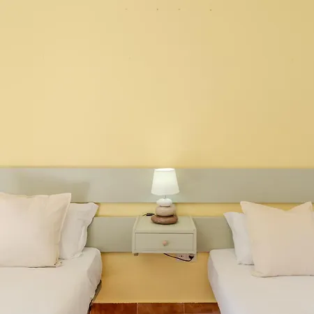 #333 2br Domino & Comfortable アパート パデルネ