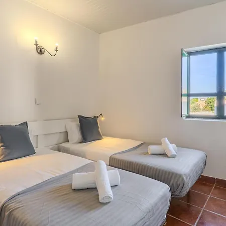 #333 2br Domino & Comfortable Lägenhet Paderne (Faro)